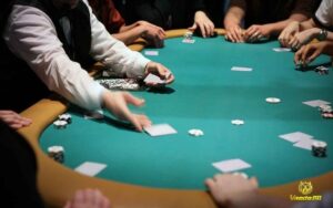 Chiến thuật poker tournament hiệu quả dành cho người mới