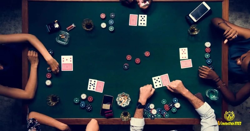 Những câu hỏi thường gặp phổ biến về chiến thuật poker tournament