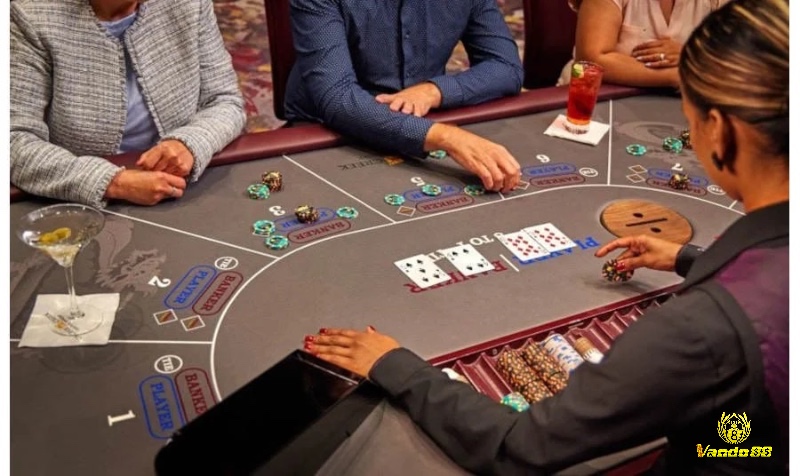 Số lá bài cuối cùng trong cách tính tài xỉu Baccarat phụ thuộc vào quy tắc rút của Player và Banker.