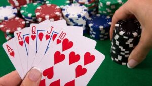 Top game đánh bài đổi thưởng hay nhất năm 2025