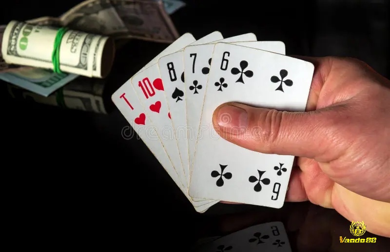 Mậu thầu là bộ bài yếu nhất trong thứ tự bài poker, chỉ dựa vào lá bài cao nhất để phân định thắng thua.